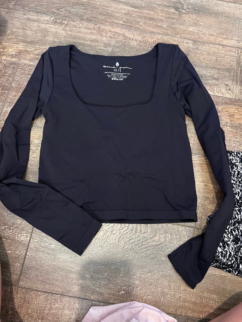 Spiritual gangster top